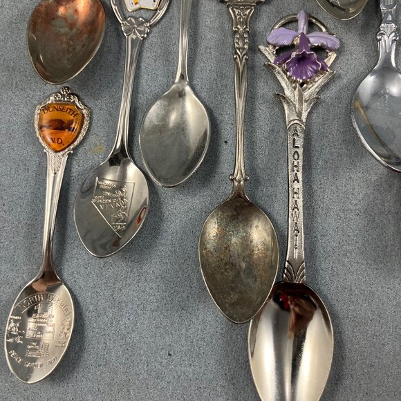 31 Vtg/Antique Collectible Souvenir Teaspoons Spoons Lot Commemorative Worldwide - Picture 3 of 9